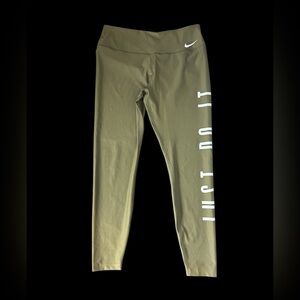 Nike Womens Dri fit Olive green leggings, size Large